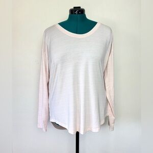 Athleta Cloudlight Stratus Top Woman Long Sleeve Pink Scoop Neck Large gym shirt
